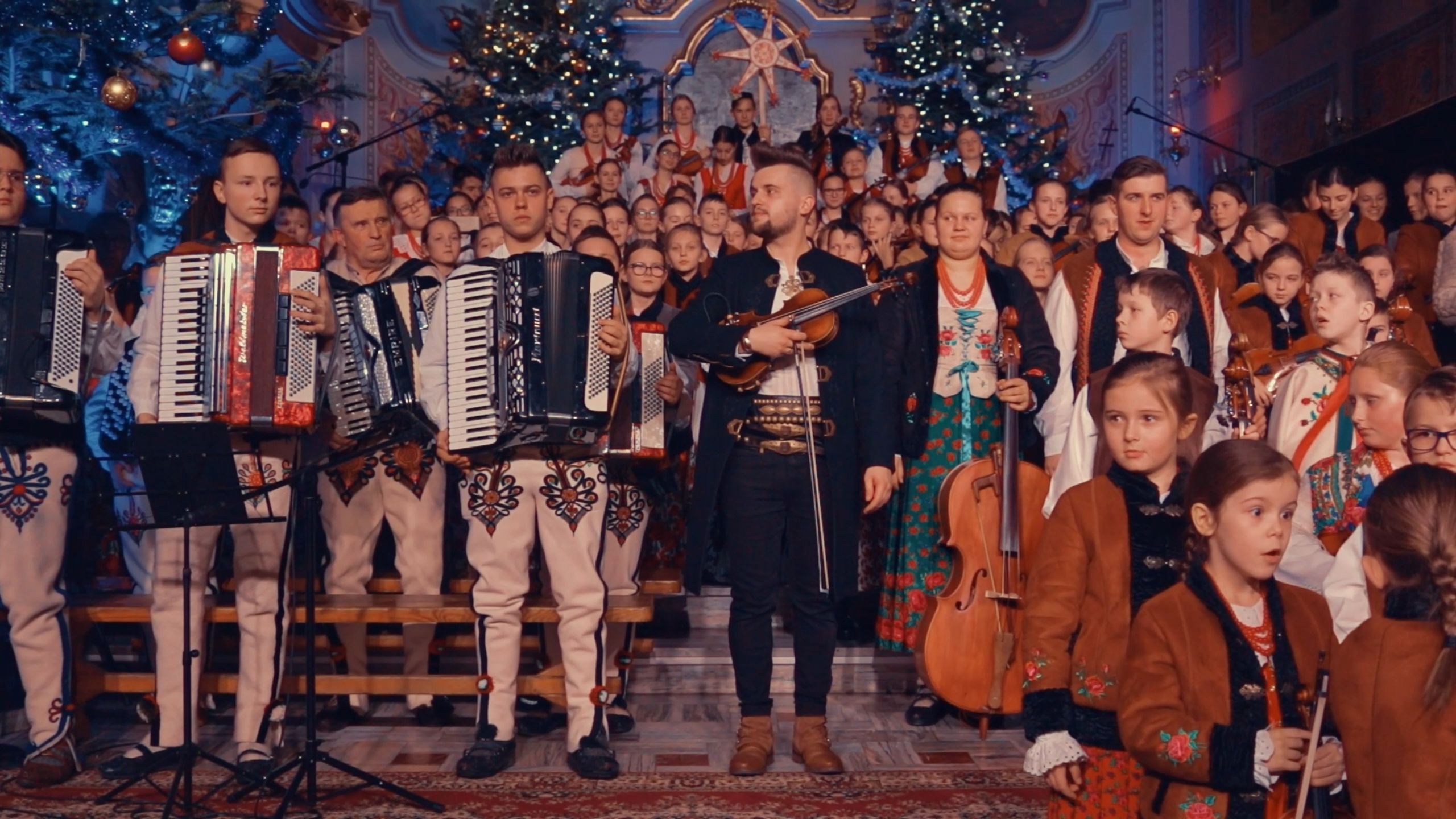 Video Wydarzenia Mala Armia Janosika Koncert Charytatywny Dla Arturka Porebskiego Kategoria