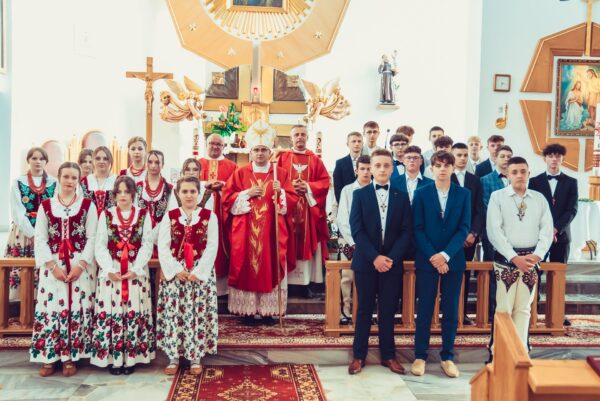 bierzmowanie w sieniawie 2024 0044 bierzmowanie w sieniawie 2024 0044