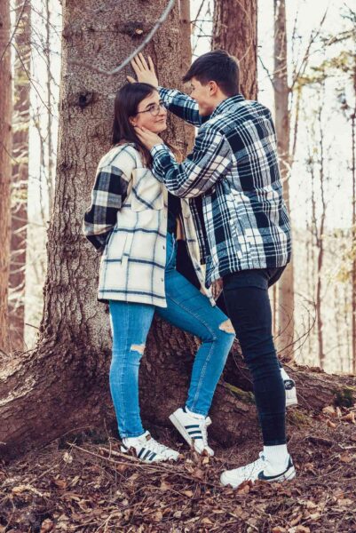 foto sesja w lesie kinga i kamil 0002 foto sesja w lesie kinga i kamil 0002