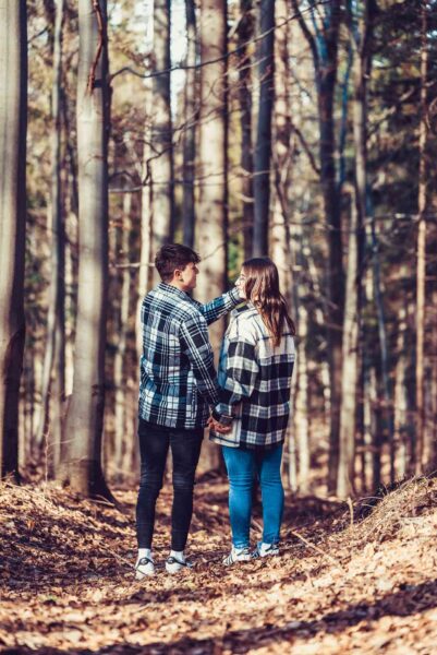 foto sesja w lesie kinga i kamil 0007 foto sesja w lesie kinga i kamil 0007