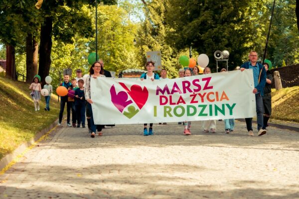 marsz dla zycia rabka zdroj 2024 0007 marsz dla zycia rabka zdroj 2024 0007