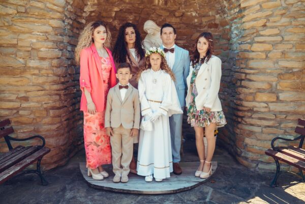 pierwsza komunia swieta w kosciele jana pawla ii podsarnie 2024 0009