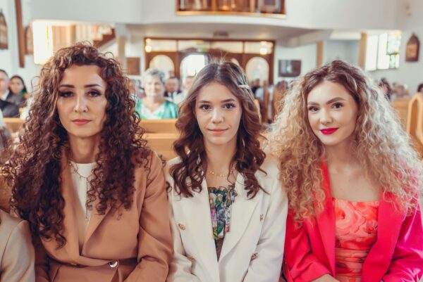 pierwsza komunia swieta w kosciele jana pawla ii podsarnie 2024 0011