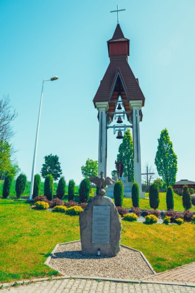 pierwsza komunia swieta w kosciele jana pawla ii podsarnie 2024 0059