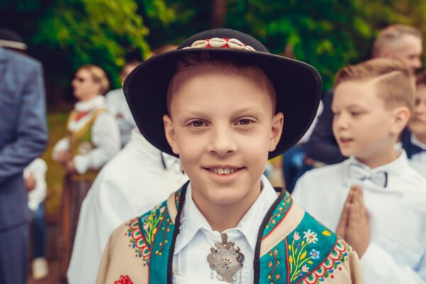 pierwsza komunia swieta w kosciele sw teresy rabka zdroj 2024 0011