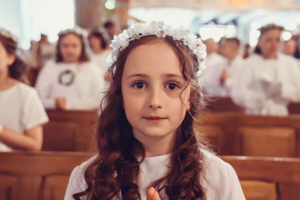 pierwsza komunia swieta w kosciele sw teresy rabka zdroj 2024 0028