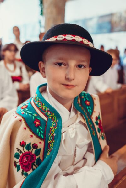 pierwsza komunia swieta w kosciele sw teresy rabka zdroj 2024 0032