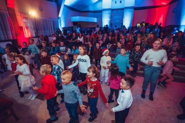 pierwszy kiermasz swiateczny w rabie wyznej 0021 pierwszy kiermasz swiateczny w rabie wyznej 0021