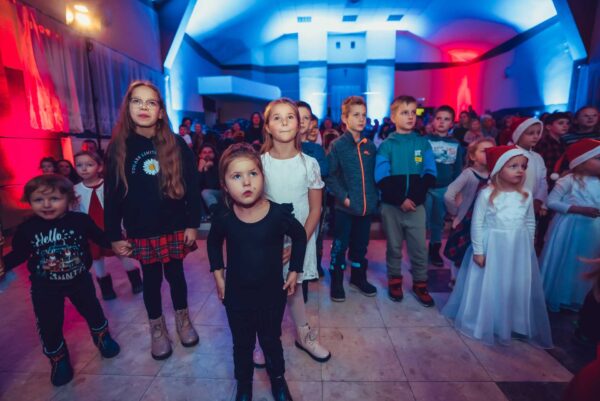 pierwszy kiermasz swiateczny w rabie wyznej 0022 pierwszy kiermasz swiateczny w rabie wyznej 0022