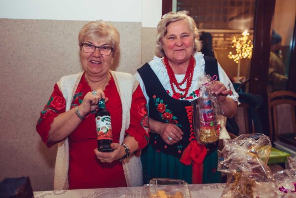 pierwszy kiermasz swiateczny w rabie wyznej 0032 pierwszy kiermasz swiateczny w rabie wyznej 0032